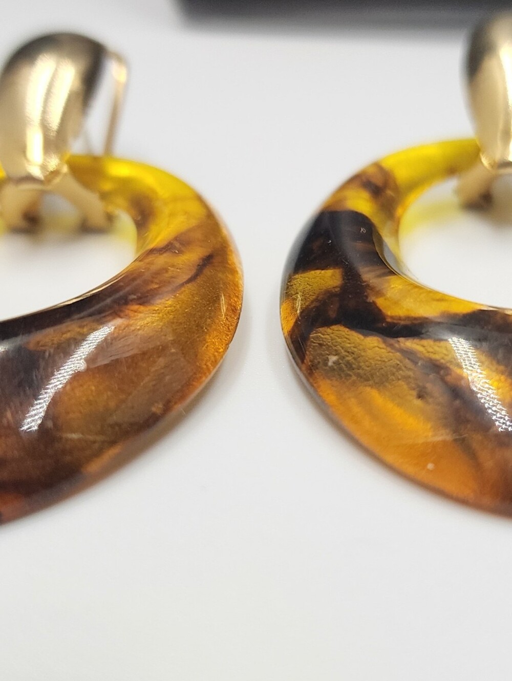 Faux Tortoise Shell Door Knocker Style Earrings Pierced - Picture 2 of 8